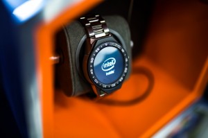 0V8A3292